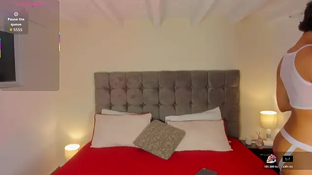 Dark hairy  online show from February 24, 2026, 4:10 am