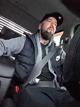 Beardedtattood online show from October 30, 2025, 12:17 pm