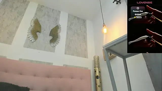 zhamira 21 online show from February 19, 2026, 8:38 pm