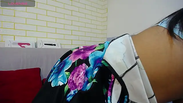 ricura mily online show from October 20, 2025, 2:56 am