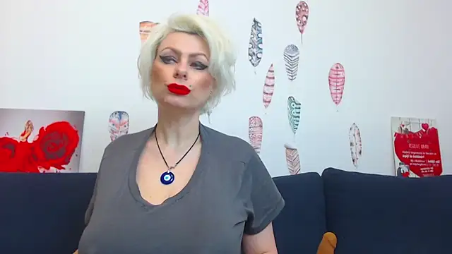 ForeverBarbie  online show from March 15, 2026, 12:05 am