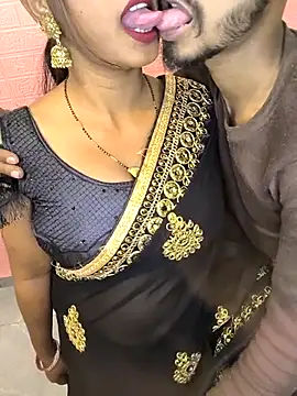 Snapshot of Indian_Lust_Couple chatting on November 13, 2025, 5:01 pm Indian Lust Couple online show from November 13, 2025, 5:01 pm