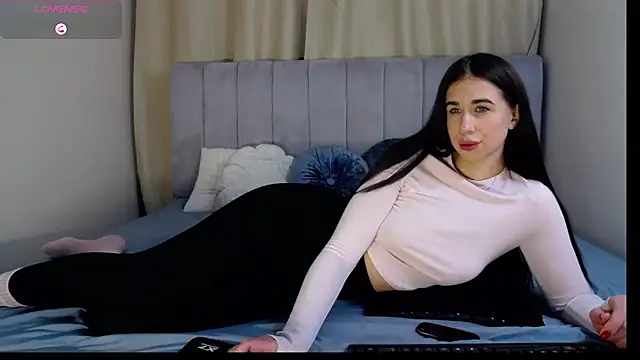 Erikka   online show from February 6, 2026, 2:20 pm