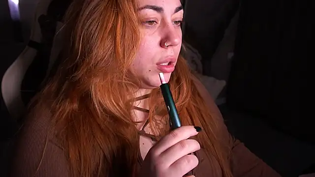 Snapshot of Kittywakee chatting on December 18, 2025, 10:27 pm Kittywakee online show from December 18, 2025, 10:27 pm