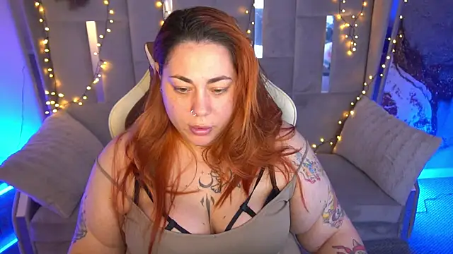 Kittywakee online show from March 29, 2026, 8:42 pm