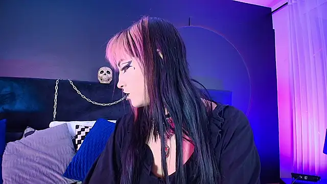 Snapshot of Aylen_darkmoor chatting on April 30, 2026, 7:42 pm Aylen darkmoor online show from April 30, 2026, 7:42 pm