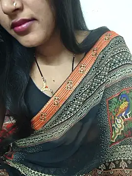 MAAYRA0809 online show from November 30, 2025, 10:14 pm