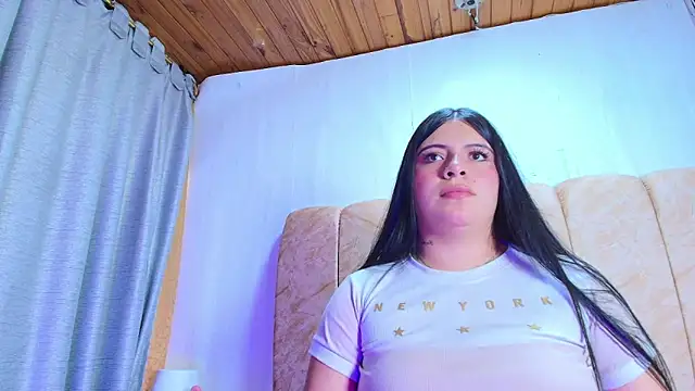 Naia x online show from March 5, 2026, 10:17 pm