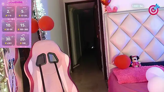 DannaDooll99 online show from March 3, 2025, 11:22 am