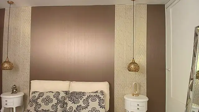 DannaDooll99 online show from November 12, 2025, 11:21 am