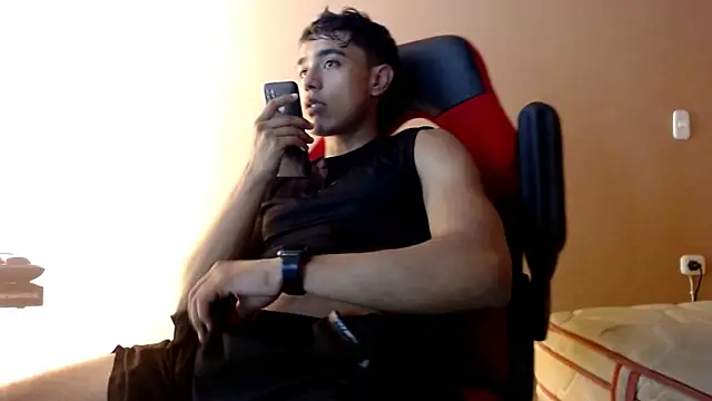 karlgiles  online show from January 5, 2025, 6:56 pm