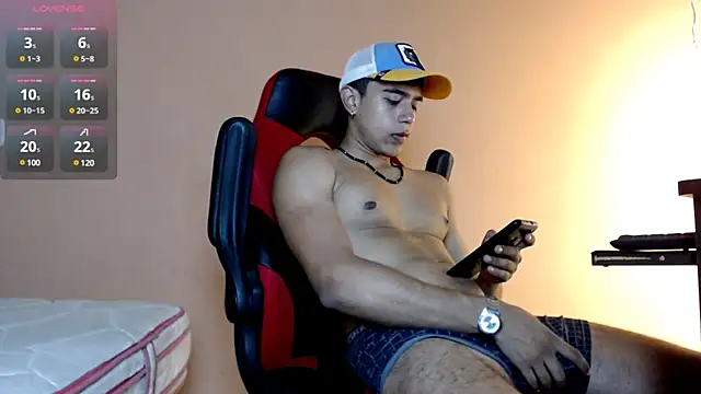 karlgiles  online show from January 23, 2025, 6:45 pm