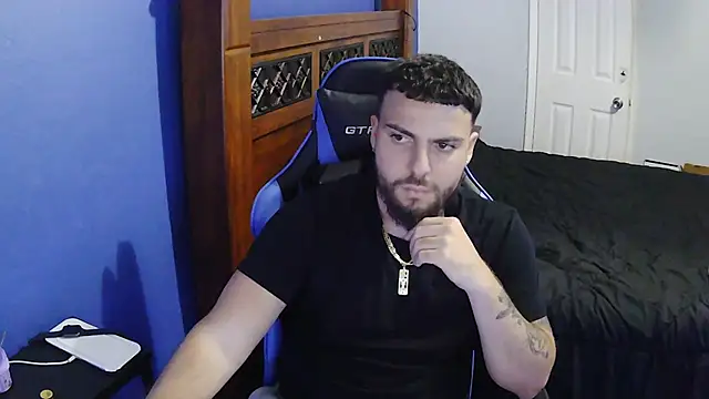 Snapshot of MasterKvn chatting on March 3, 2025, 7:43 am MasterKvn online show from March 3, 2025, 7:43 am