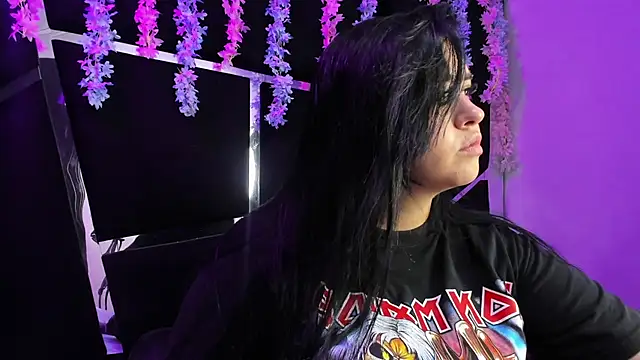 Victoria Rossy online show from September 29, 2025, 7:51 pm