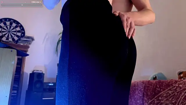 Snapshot of Anna_nnaaa chatting on September 10, 2025, 11:05 pm Anna nnaaa online show from September 10, 2025, 11:05 pm