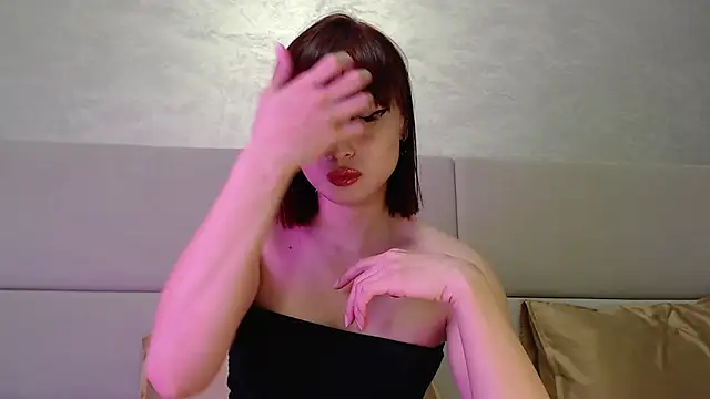 MiaRie online show from November 16, 2025, 5:18 pm