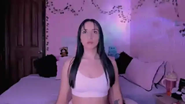 gabyye capprins online show from November 4, 2025, 12:32 am