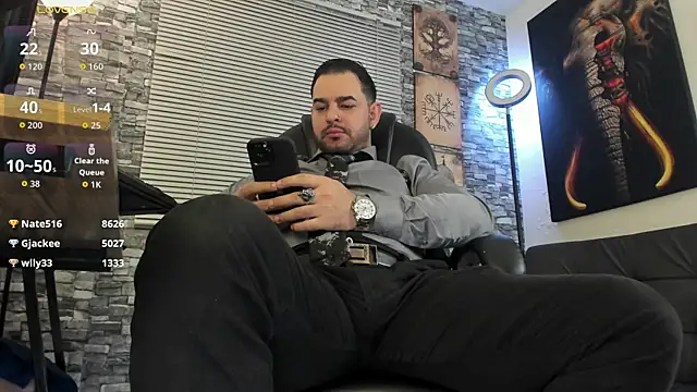 Snapshot of Ethan_Castellano chatting on April 29, 2026, 10:27 pm Ethan Castellano online show from April 29, 2026, 10:27 pm
