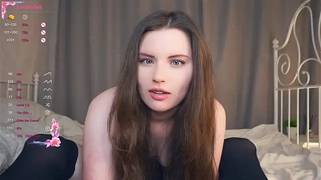 Snapshot of LoraDevon chatting on February 4, 2025, 1:34 am LoraDevon online show from February 4, 2025, 1:34 am