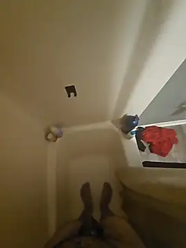 Snapshot of Spunwhiteboy1992 chatting on October 31, 2025, 8:15 am Spunwhiteboy1992 online show from October 31, 2025, 8:15 am