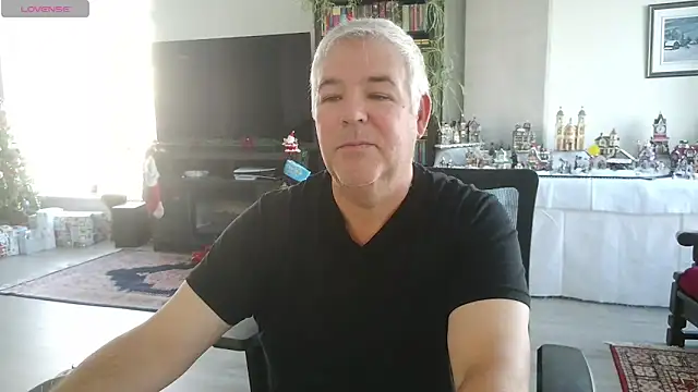 Snapshot of aarosteev2 chatting on December 16, 2025, 6:24 pm aarosteev2 online show from December 16, 2025, 6:24 pm