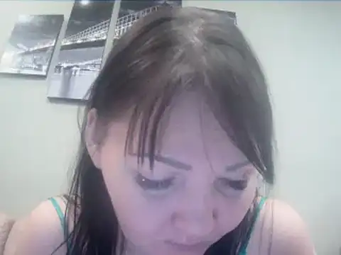 Snapshot of ClaireSunset chatting on November 22, 2025, 8:19 pm ClaireSunset online show from November 22, 2025, 8:19 pm