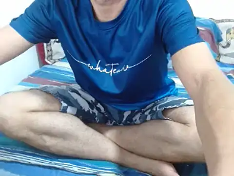 Snapshot of goten-770 chatting on March 1, 2025, 9:37 pm goten-770 online show from March 1, 2025, 9:37 pm