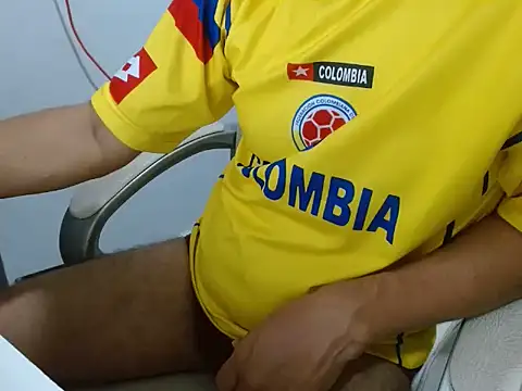 Snapshot of goten-770 chatting on October 25, 2025, 6:21 am goten-770 online show from October 25, 2025, 6:21 am