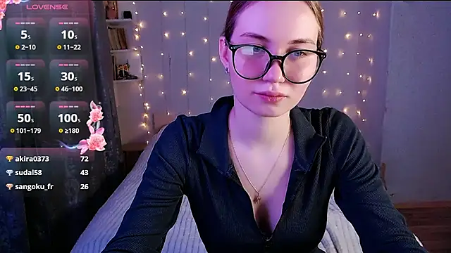 Snapshot of Miya_Mark chatting on February 21, 2025, 5:09 pm Miya Mark online show from February 21, 2025, 5:09 pm