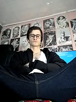 Loggan donnelly online show from January 31, 2026, 7:11 pm