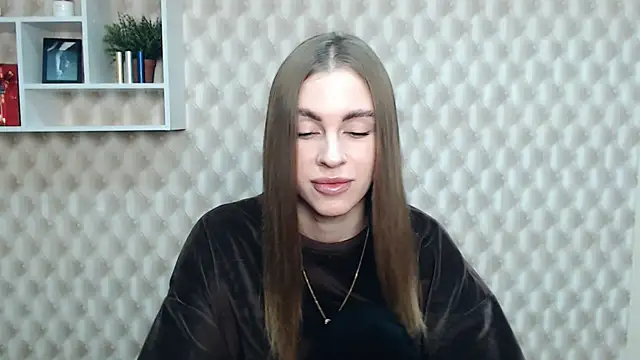 Snapshot of AlisaCatty_ chatting on March 12, 2025, 7:13 am AlisaCatty online show from March 12, 2025, 7:13 am