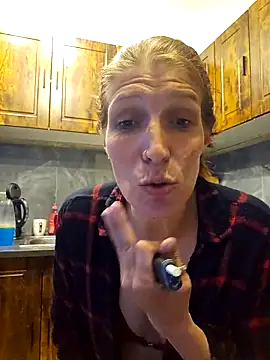 Lenchen  online show from March 26, 2026, 8:58 pm