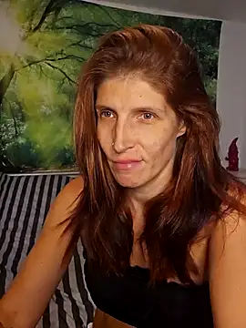 Lenchen  online show from July 10, 2026, 7:05 pm