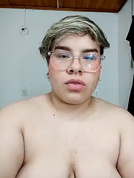 amalia love online show from January 4, 2025, 6:52 am