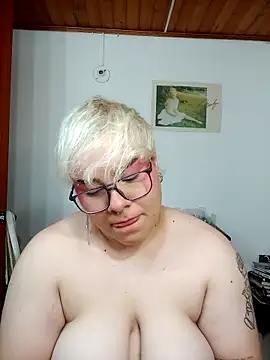 amalia love online show from September 25, 2025, 5:33 am