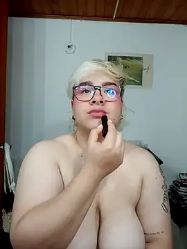 amalia love online show from October 10, 2025, 5:50 am