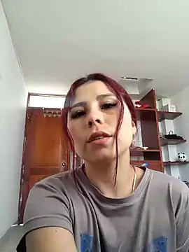 Salome  Fernandez online show from December 7, 2024, 3:52 pm