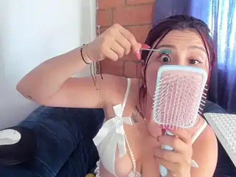 Salome  Fernandez online show from January 27, 2025, 9:11 pm