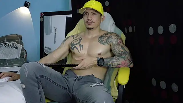 Alex motta online show from April 12, 2026, 3:33 am