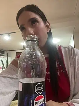 Praga Pink online show from February 18, 2026, 1:01 am