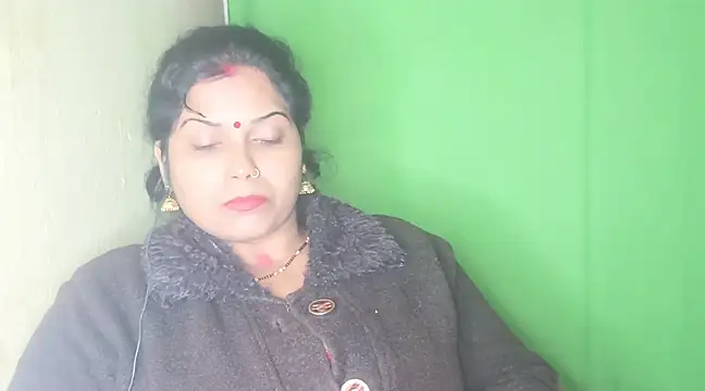 mamoni91 online show from December 27, 2024, 4:54 pm