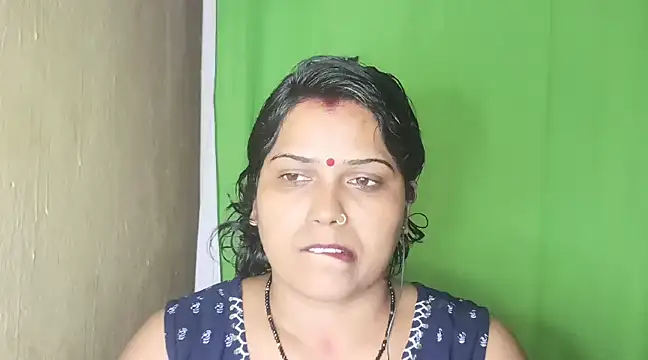 mamoni91 online show from February 3, 2025, 2:47 am