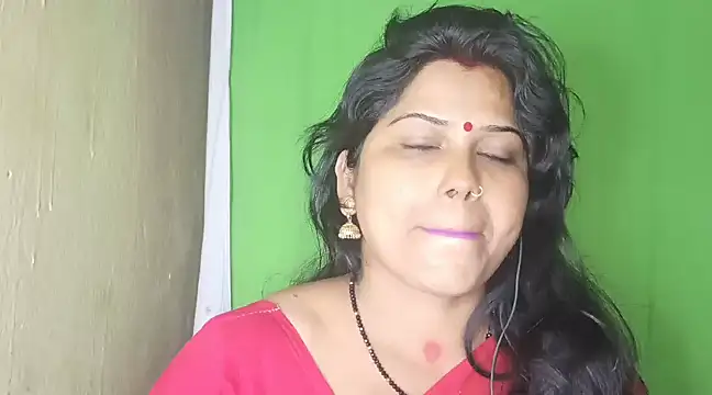 mamoni91 online show from February 6, 2025, 5:40 pm