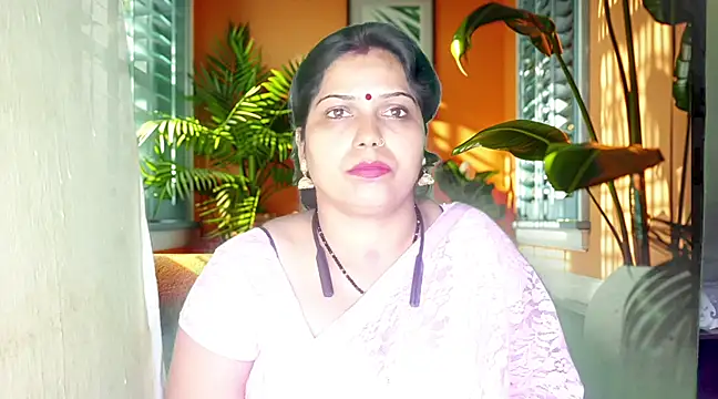 mamoni91 online show from February 15, 2025, 4:14 am