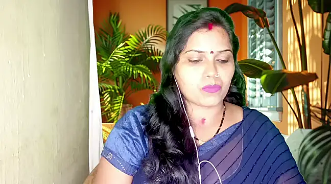 mamoni91 online show from February 20, 2025, 5:07 pm