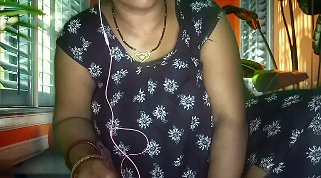 mamoni91 online show from March 20, 2025, 1:02 am
