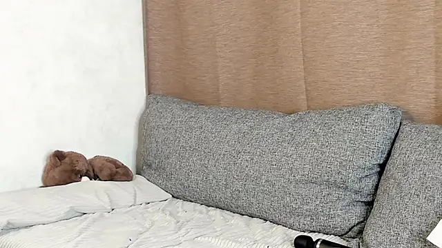 Snapshot of EngelFugler chatting on March 9, 2025, 3:16 pm EngelFugler online show from March 9, 2025, 3:16 pm