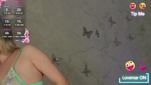 LianaCruz   online show from January 31, 2025, 5:51 am