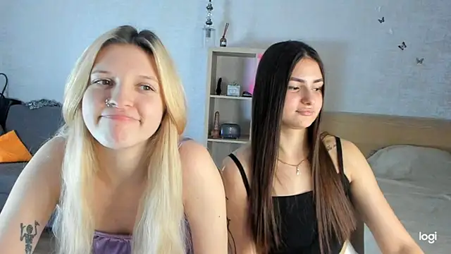 Snapshot of ShySonya chatting on December 19, 2024, 11:18 am ShySonya online show from December 19, 2024, 11:18 am