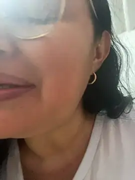 GiaNahomi online show from February 6, 2025, 3:06 am